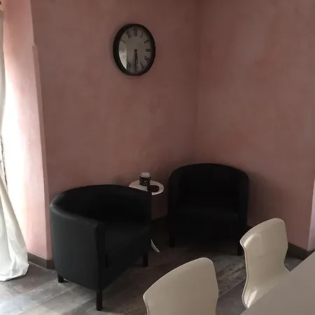 Victoria Place * Lisbon